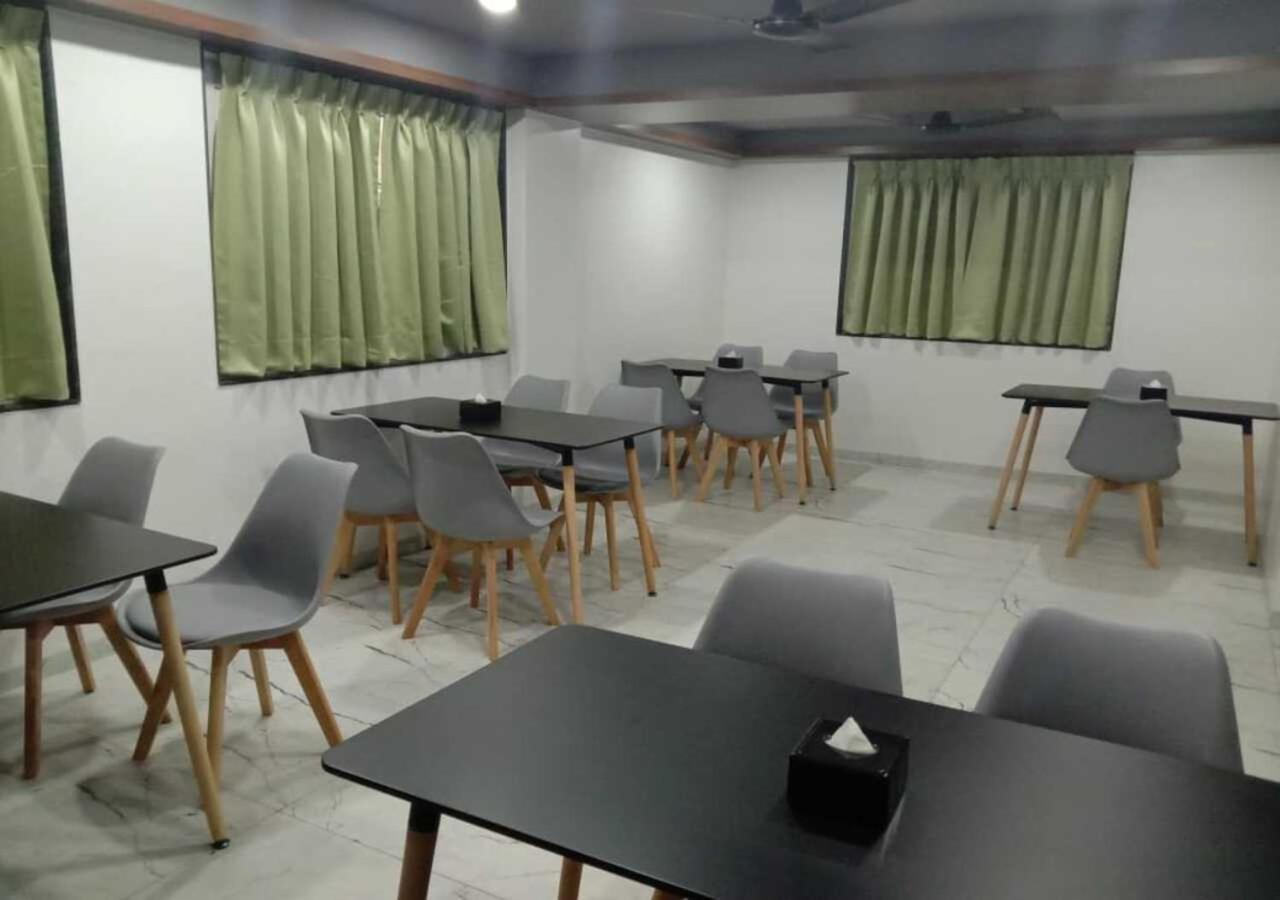 Sharman Suites Pune Dış mekan fotoğraf